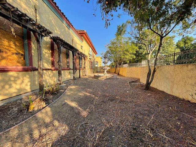 8800 San Ysidro Avenue, GILROY, California 95020, ,Comm Industrial For Lease,For Rent,San Ysidro Avenue,40965248