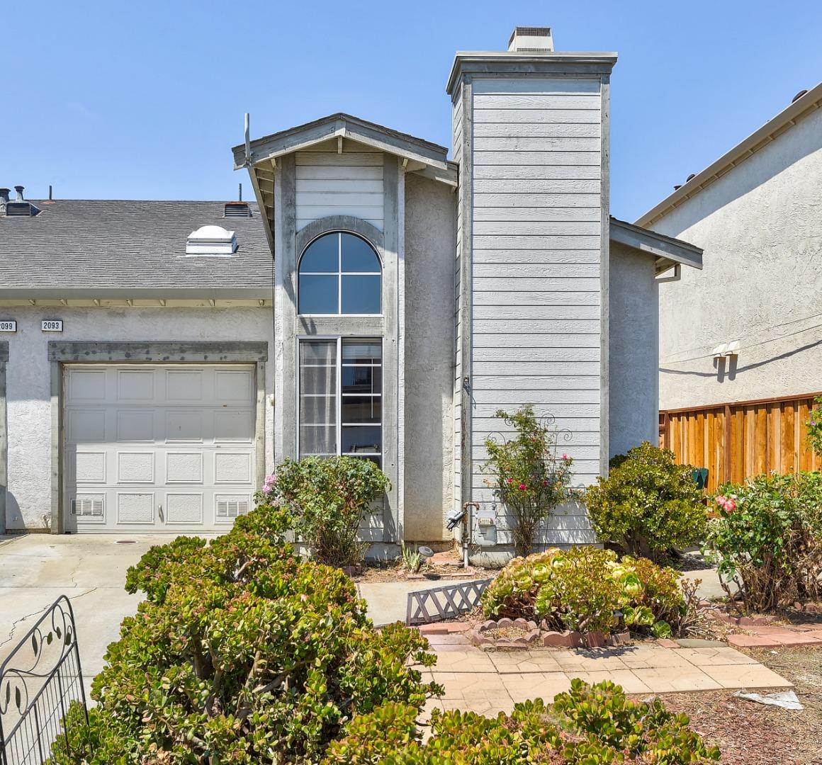 Detail Gallery Image 1 of 1 For 2093 Continental Ave, Hayward,  CA 94545 - 2 Beds | 2 Baths