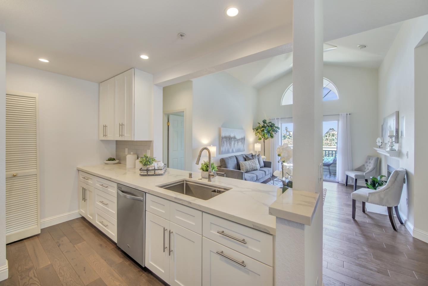 Detail Gallery Image 1 of 1 For 2105 Hastings Shore Ln, Redwood City,  CA 94065 - 2 Beds | 2 Baths