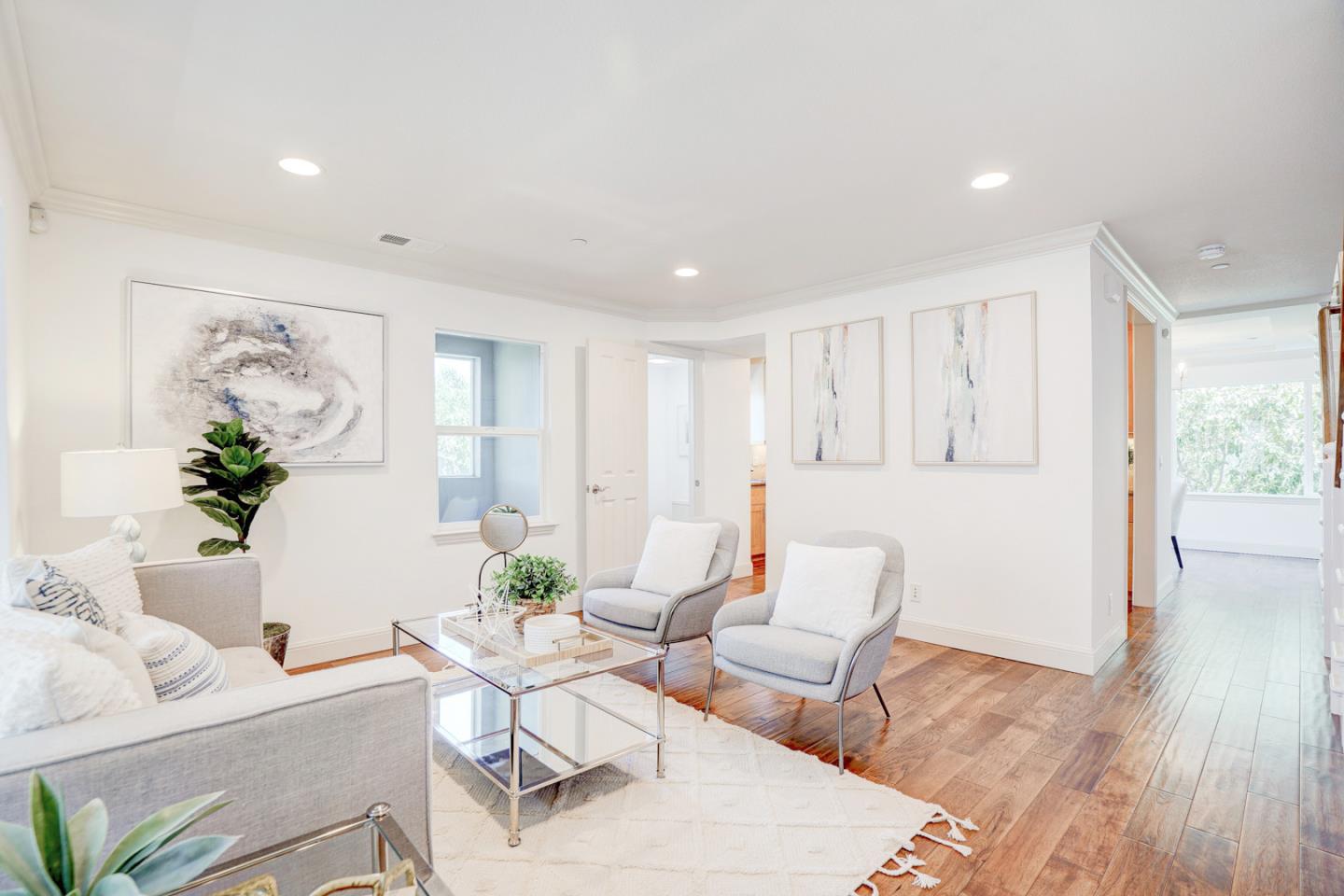 Detail Gallery Image 1 of 1 For 508 Peninsula Ave #1,  Burlingame,  CA 94010 - 2 Beds | 2/1 Baths