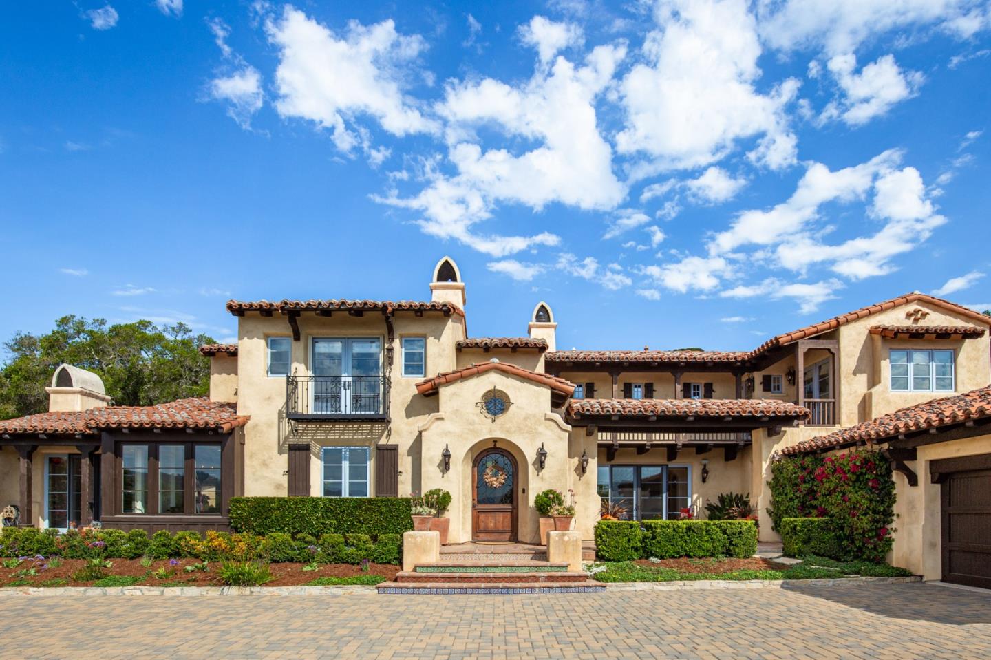 316 Pasadera Ct, Monterey, CA 93940 5 Beds 4/1 Baths (Sold