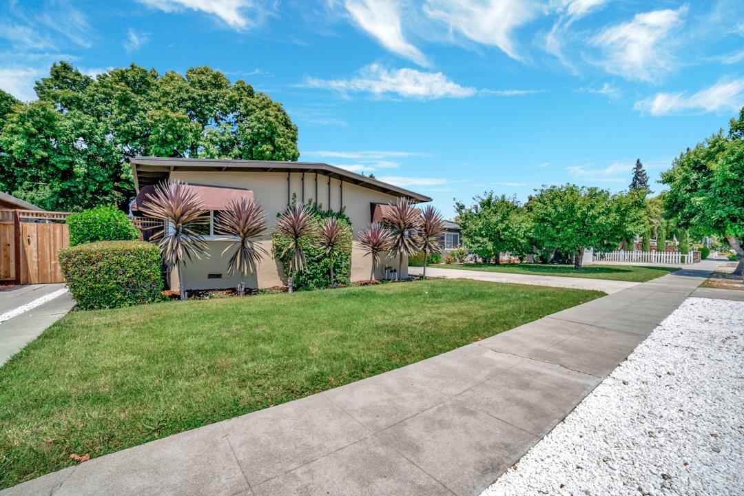 2325 Newhall St, San Jose, CA 95128 3 Beds 1 Baths (Sold) ML81854093 MLSL