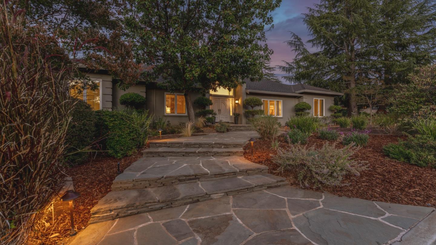 14250 Douglass Ln, Saratoga, CA 95070 5 Beds 4 Baths (Sold