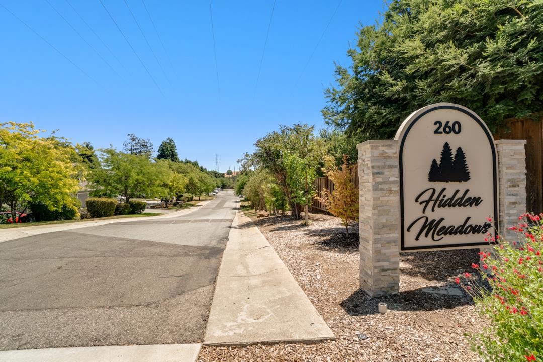 Detail Gallery Image 1 of 1 For 260 W Dunne Ave #14,  Morgan Hill,  CA 95037 - 2 Beds | 1/1 Baths