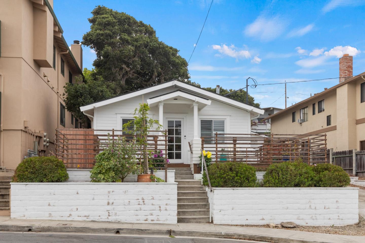 787 Spencer St, Monterey, CA 93940 3 Beds 2 Baths (Sold