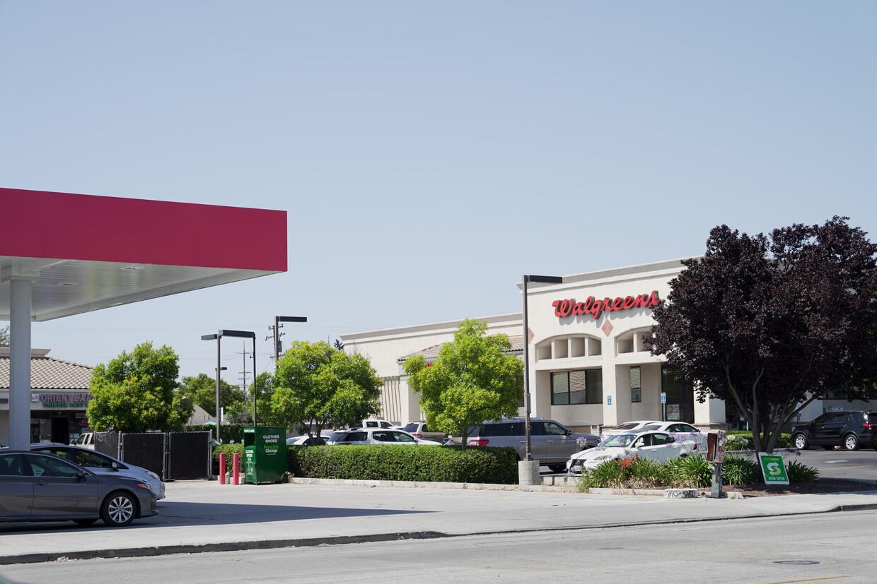 1655 Mckee Road, SAN JOSE, California 95116, ,Comm Industrial For Sale,For Sale,Mckee Road,40965338
