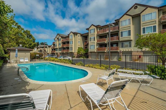 Detail Gallery Image 1 of 1 For 308 River St #B23,  Santa Cruz,  CA 95060 - 2 Beds | 1 Baths