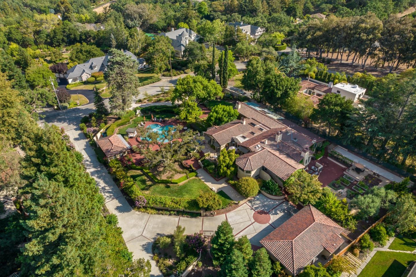 16051 Greenwood Rd, Monte Sereno, CA 95030 4 Beds 5/2 Baths (Sold