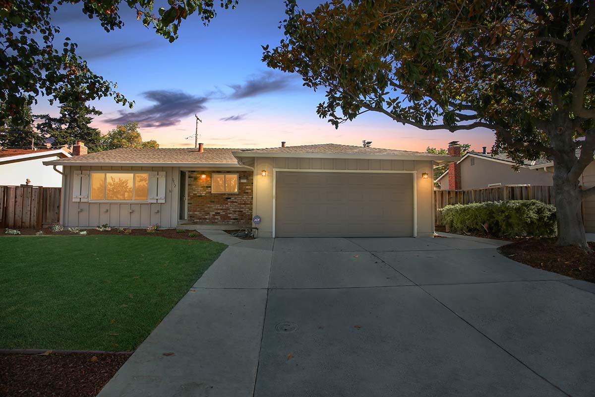 Detail Gallery Image 1 of 1 For 3952 via Cristobal, Campbell,  CA 95008 - 3 Beds | 2 Baths