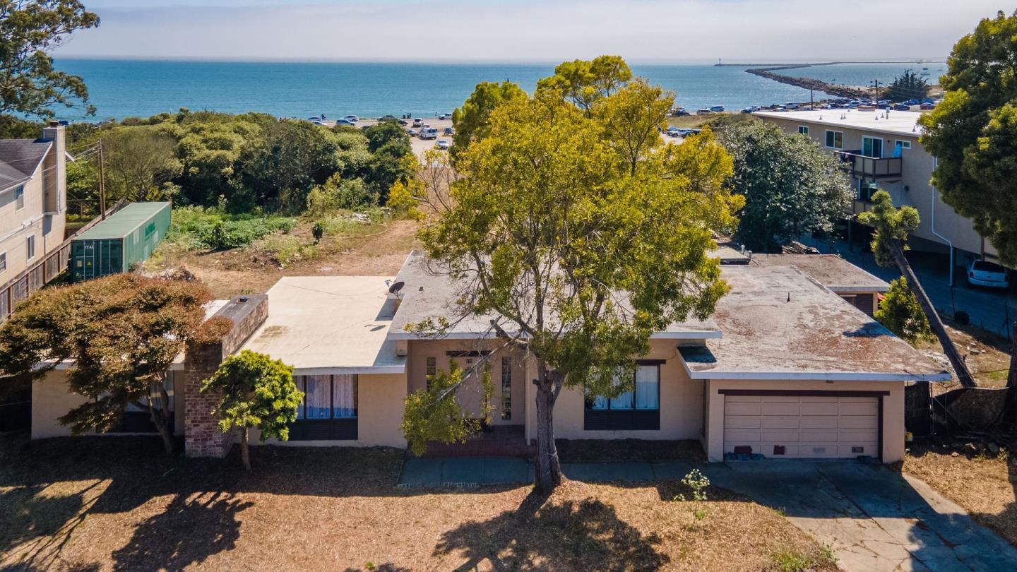 570 Avenue Alhambra, EL GRANADA, California 94018, ,Lots And Land,For Sale,Avenue Alhambra,40965365