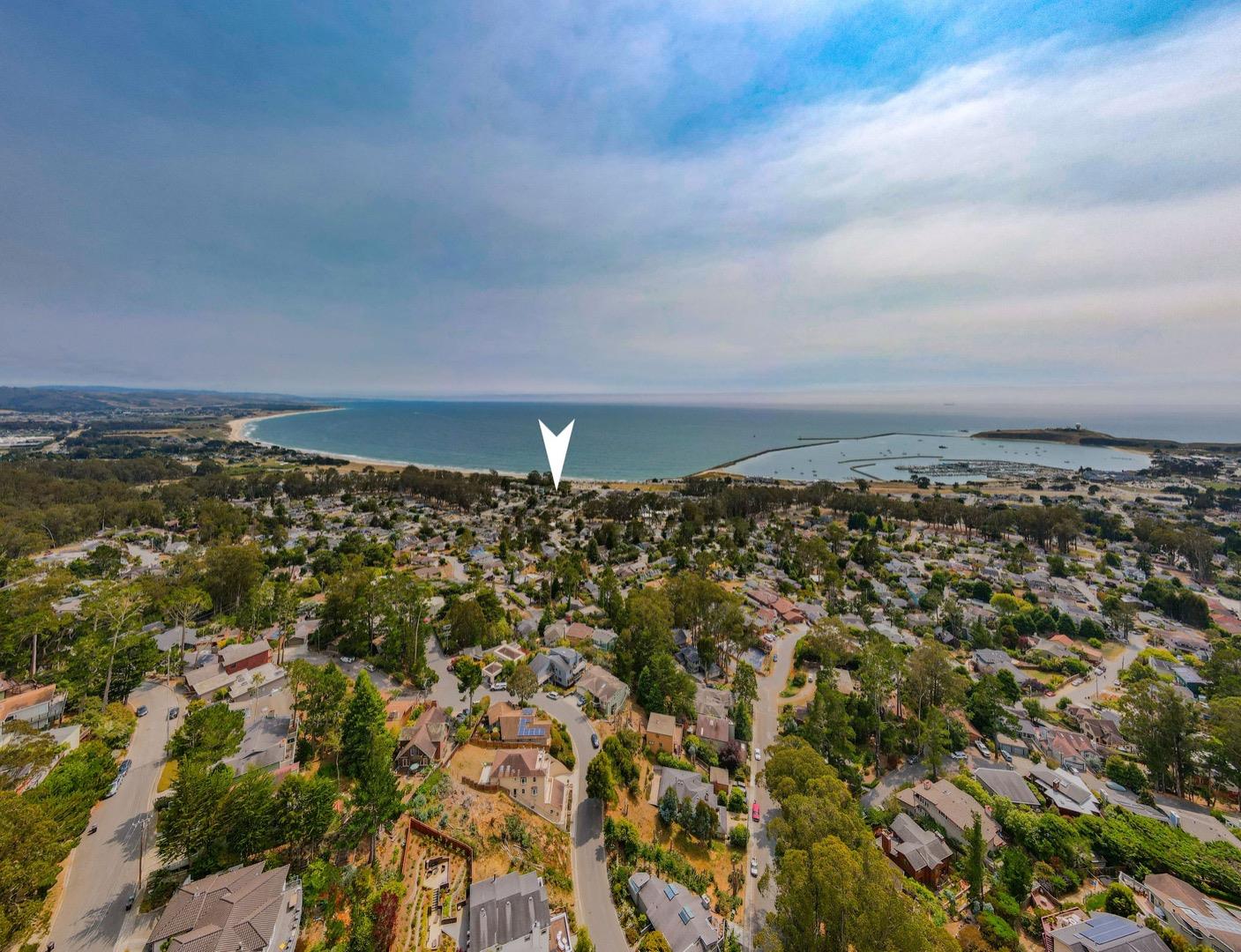 570 Avenue Alhambra, EL GRANADA, California 94018, ,Lots And Land,For Sale,Avenue Alhambra,40965365
