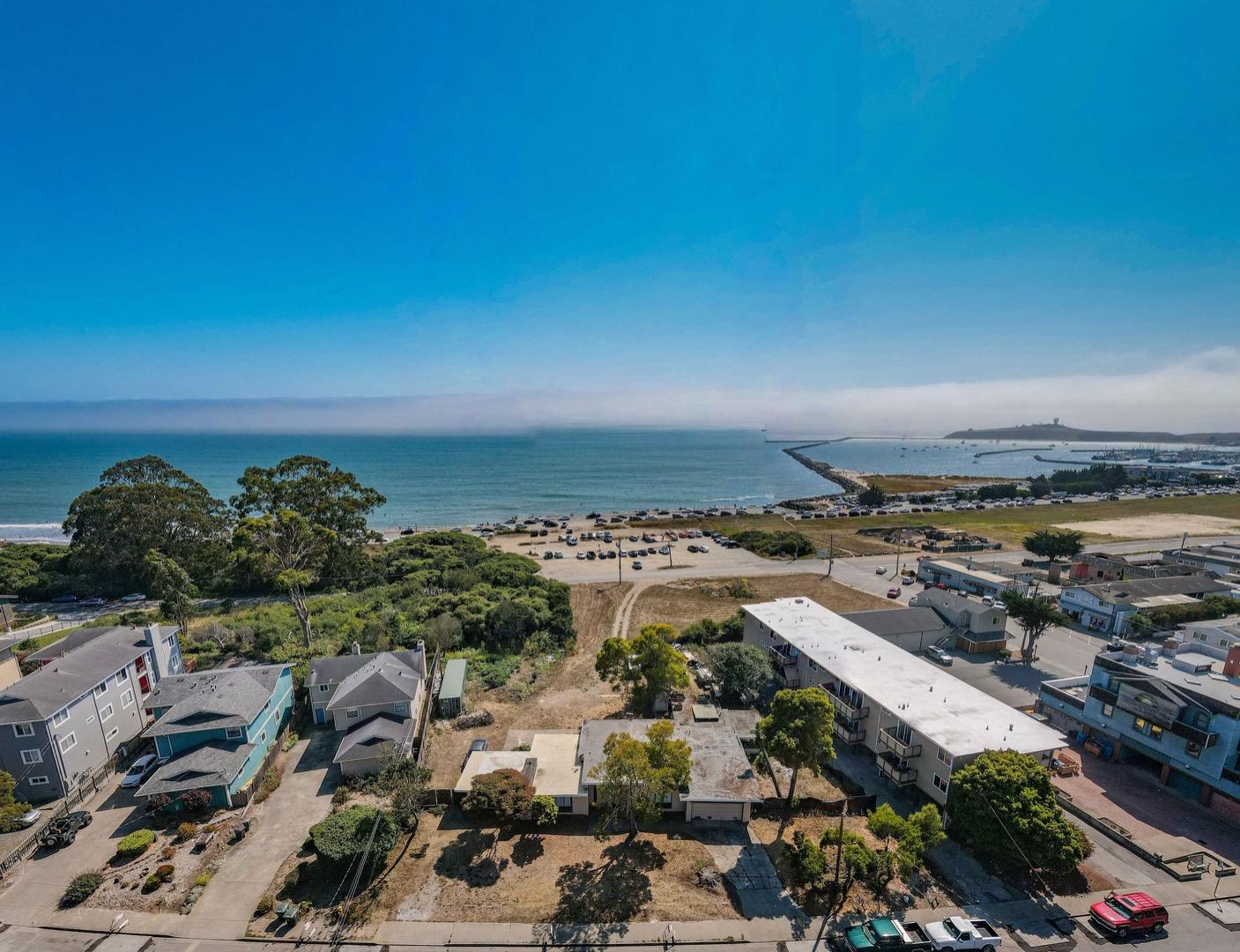 570 Avenue Alhambra, EL GRANADA, California 94018, ,Lots And Land,For Sale,Avenue Alhambra,40965365
