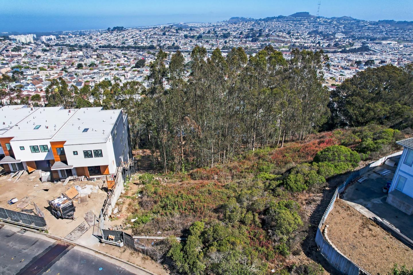 0 Crocker, DALY CITY, California 94014, ,Lots And Land,For Sale,Crocker,40965387