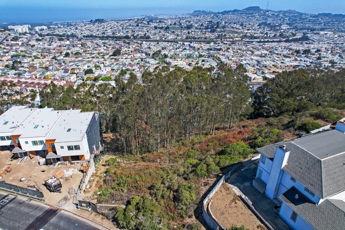 0 Crocker, DALY CITY, California 94014, ,Lots And Land,For Sale,Crocker,40965387