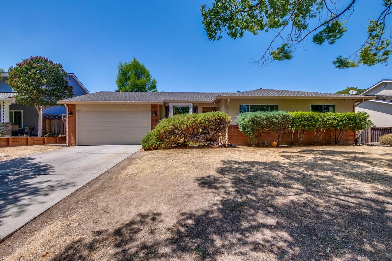 Detail Gallery Image 1 of 1 For 211 Bacigalupi Dr, Los Gatos,  CA 95032 - 3 Beds | 2 Baths
