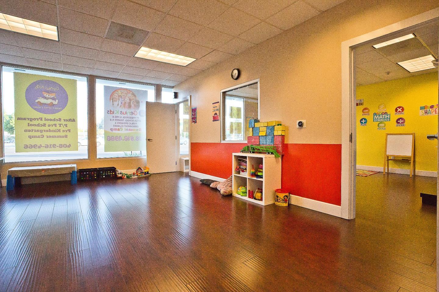 4953 Stevens Creek Boulevard, SANTA CLARA, California 95051, ,Comm Business Opportunity,For Sale,Stevens Creek Boulevard,40965393