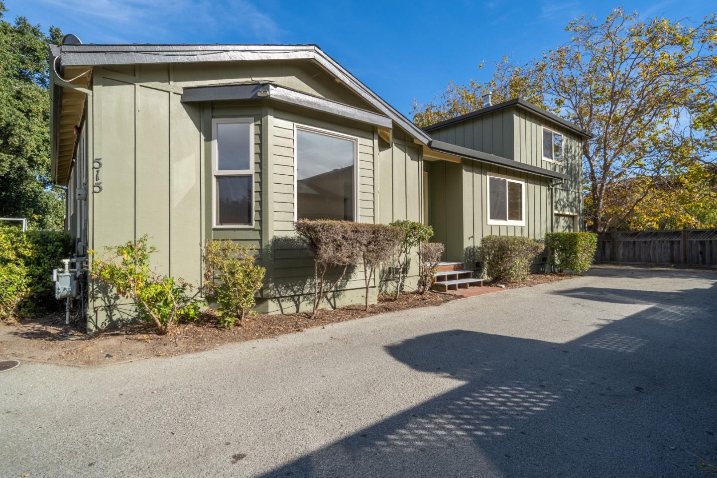 Detail Gallery Image 1 of 1 For 515 Capitola Road Ext, Santa Cruz,  CA 95062 - 3 Beds | 2 Baths