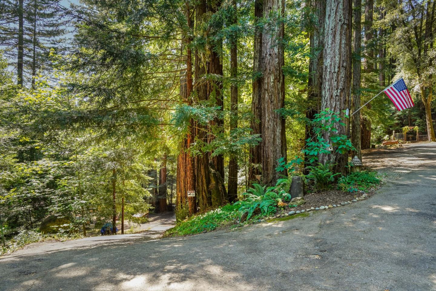427 Holmwood Hollow, SCOTTS VALLEY, California 95066, ,Lots And Land,For Sale,Holmwood Hollow,40973280