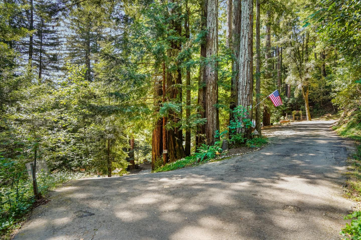 427 Holmwood Hollow, SCOTTS VALLEY, California 95066, ,Lots And Land,For Sale,Holmwood Hollow,40973280