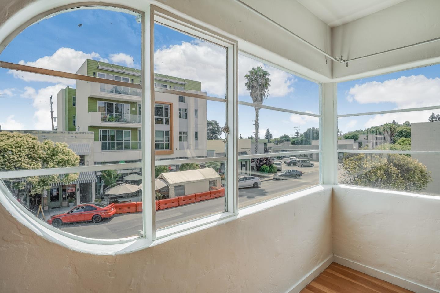 1660 Laurel Street, SAN CARLOS, California 94070, ,Comm Industrial For Sale,For Sale,Laurel Street,40965400