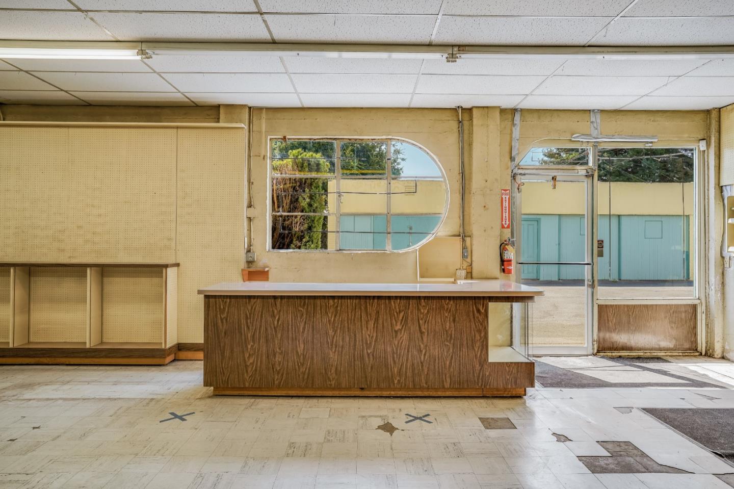 1660 Laurel Street, SAN CARLOS, California 94070, ,Comm Industrial For Sale,For Sale,Laurel Street,40965400