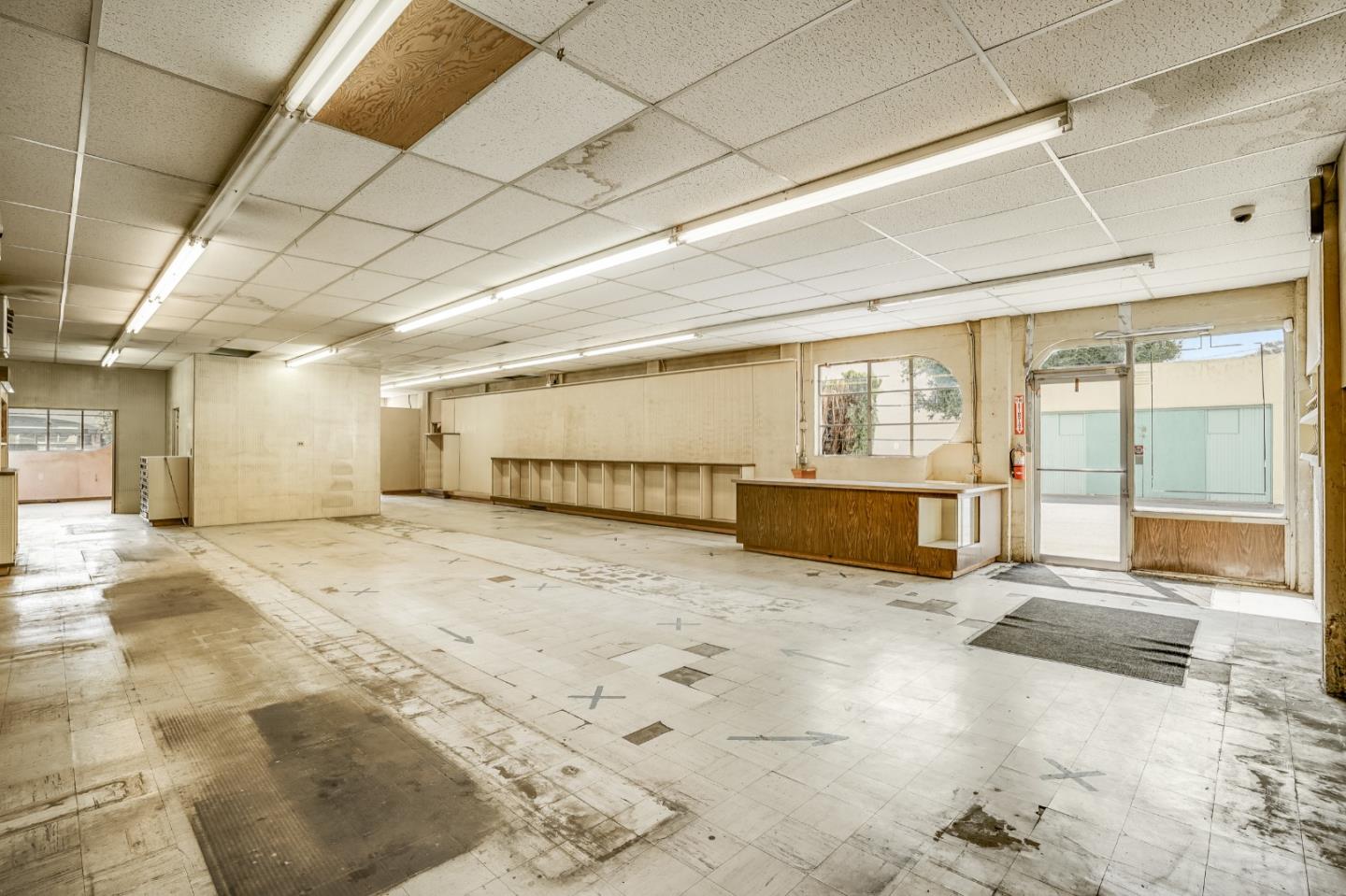 1660 Laurel Street, SAN CARLOS, California 94070, ,Comm Industrial For Sale,For Sale,Laurel Street,40965400