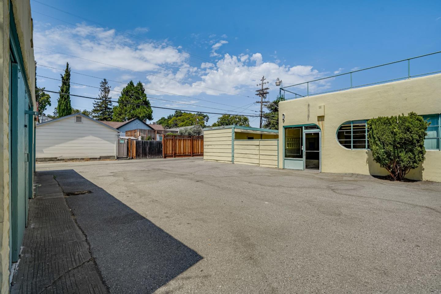 1660 Laurel Street, SAN CARLOS, California 94070, ,Comm Industrial For Sale,For Sale,Laurel Street,40965400