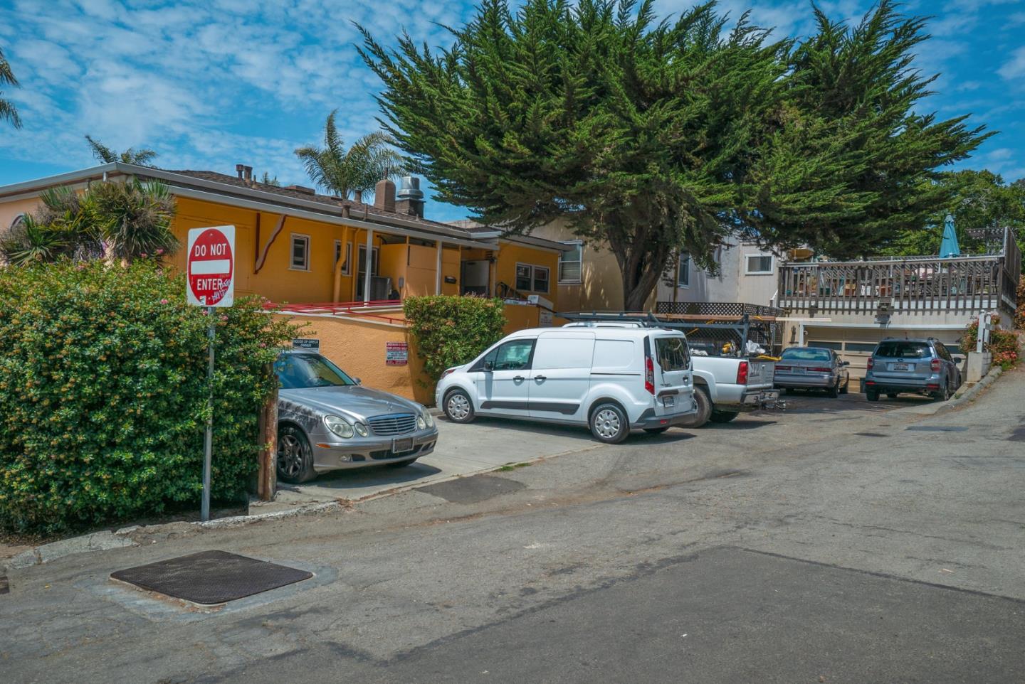200 Monterey Avenue, CAPITOLA, California 95010, ,Comm Industrial For Sale,For Sale,Monterey Avenue,40965401