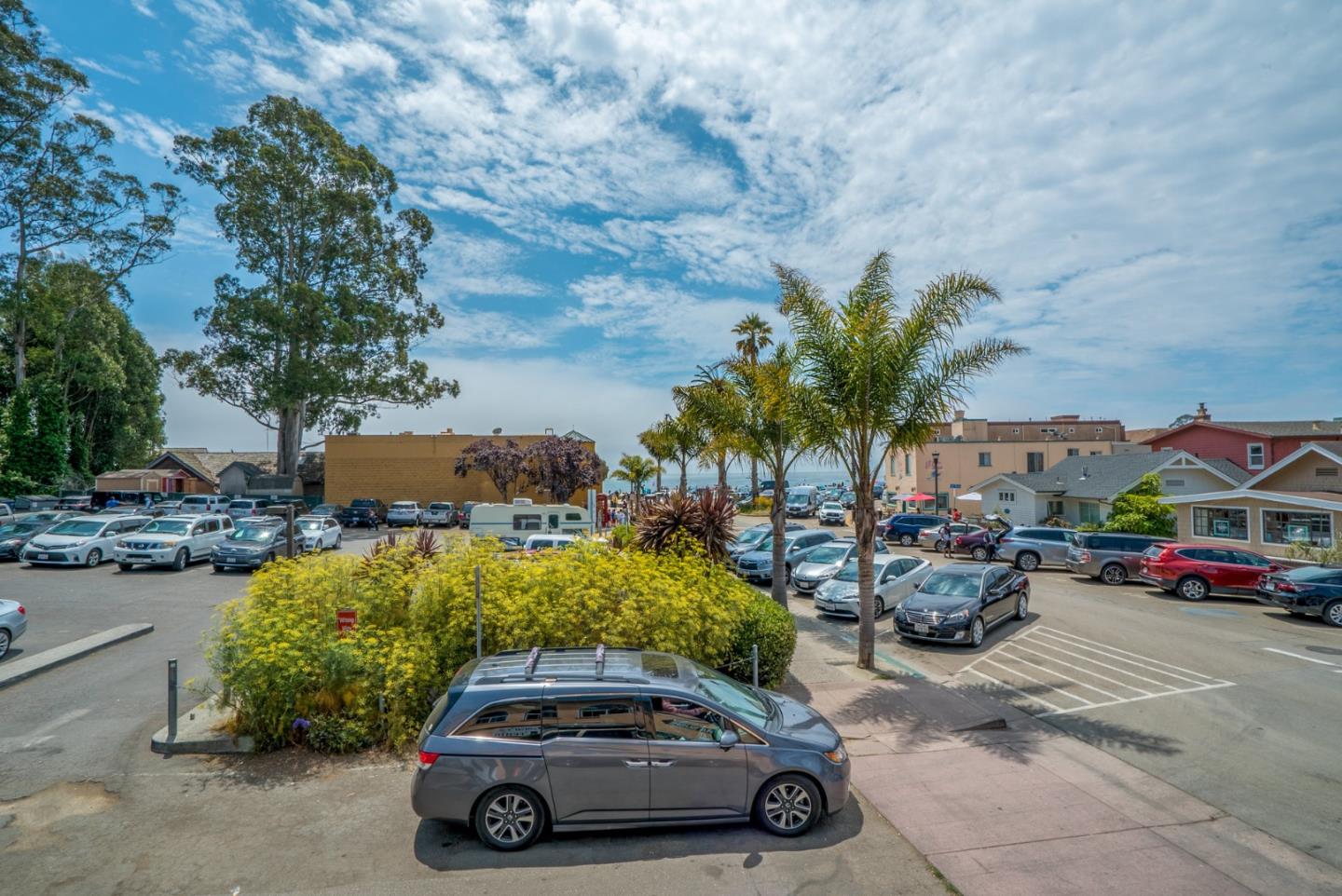 200 Monterey Avenue, CAPITOLA, California 95010, ,Comm Industrial For Sale,For Sale,Monterey Avenue,40965401