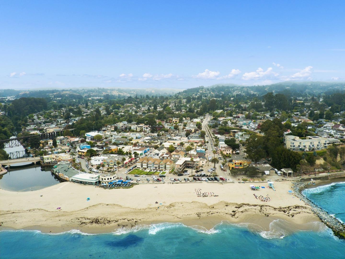 200 Monterey Avenue, CAPITOLA, California 95010, ,Comm Industrial For Sale,For Sale,Monterey Avenue,40965401