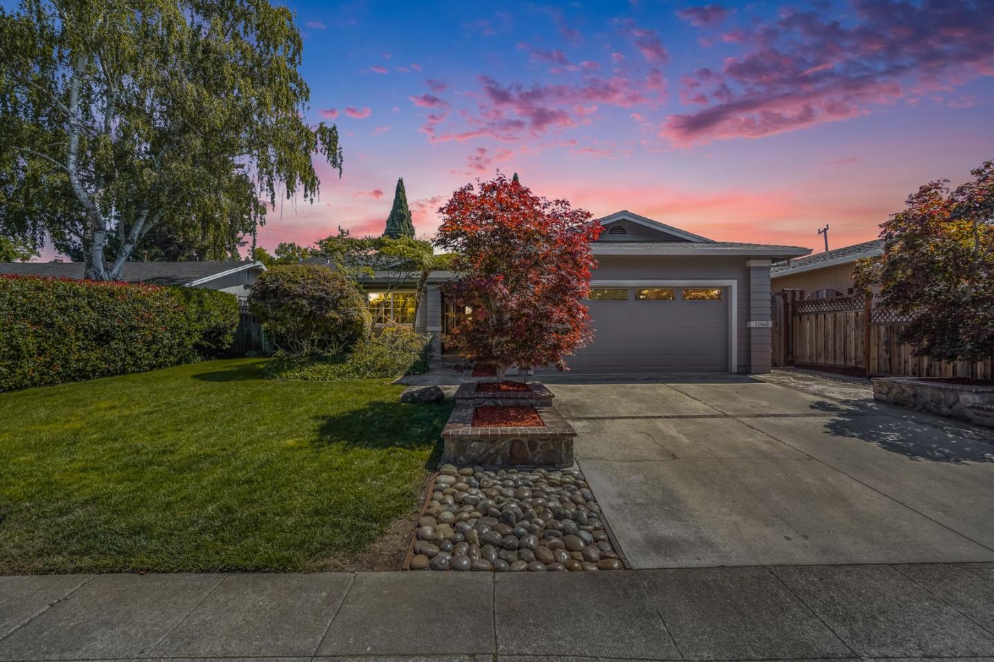Detail Gallery Image 1 of 1 For 1060 Paintbrush Dr, Sunnyvale,  CA 94086 - 3 Beds | 2 Baths