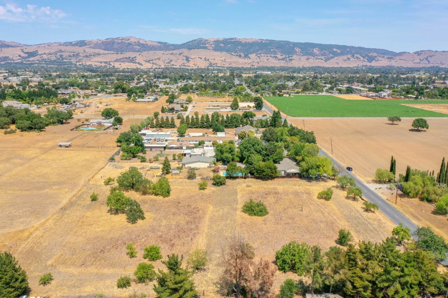 545 San Martin Avenue, SAN MARTIN, California 95046, ,Lots And Land,For Sale,San Martin Avenue,40965413
