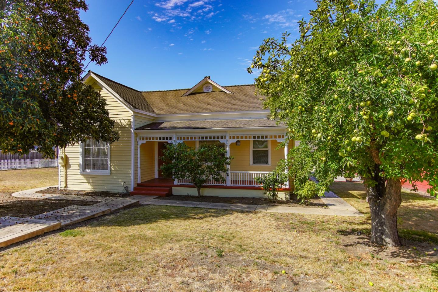 1001 First St, San Juan Bautista, CA 95045 2 Beds 2 Baths (Sold) ML81855932 MLSL