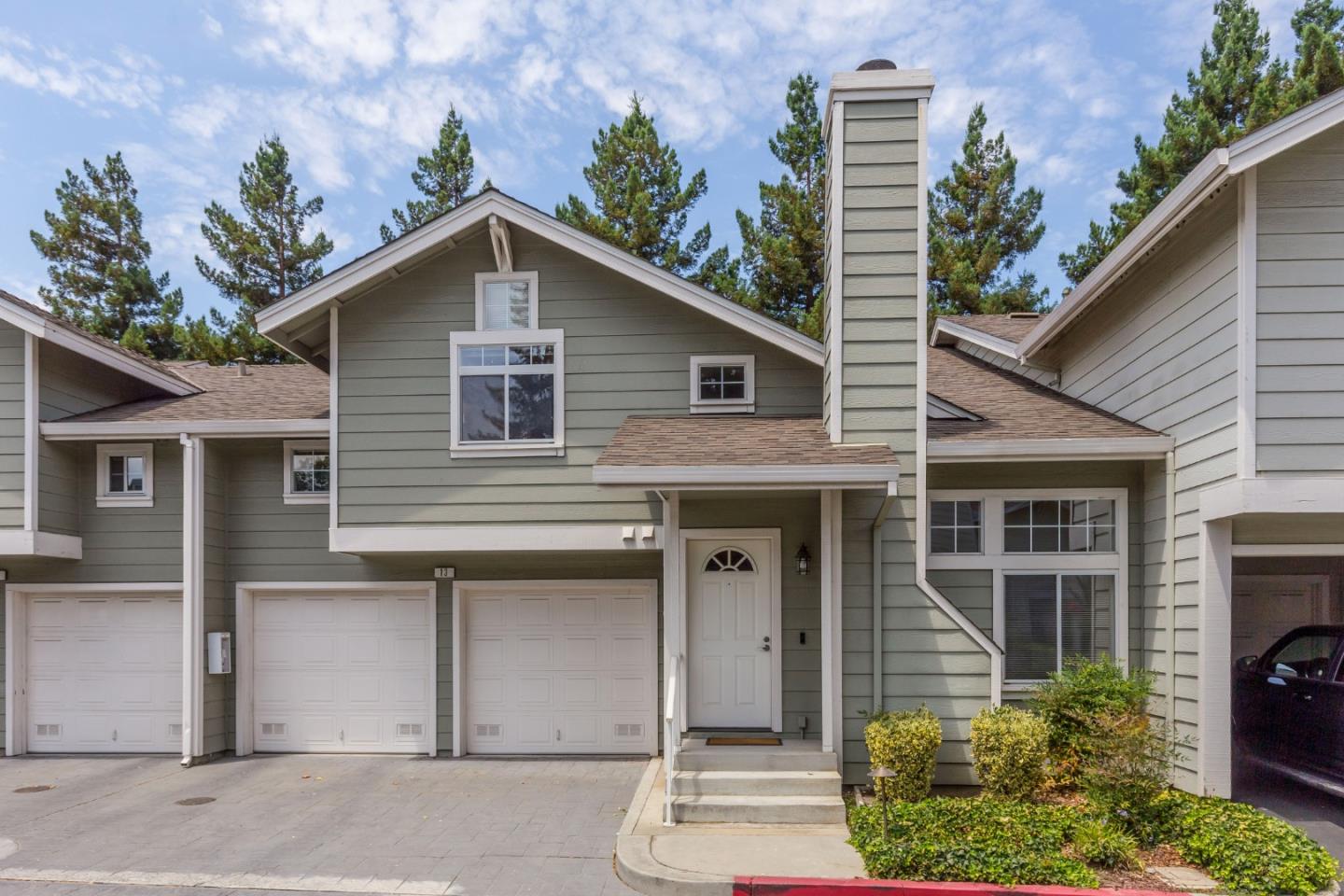 Detail Gallery Image 1 of 1 For 128 Ada Ave #13,  Mountain View,  CA 94043 - 3 Beds | 2/1 Baths