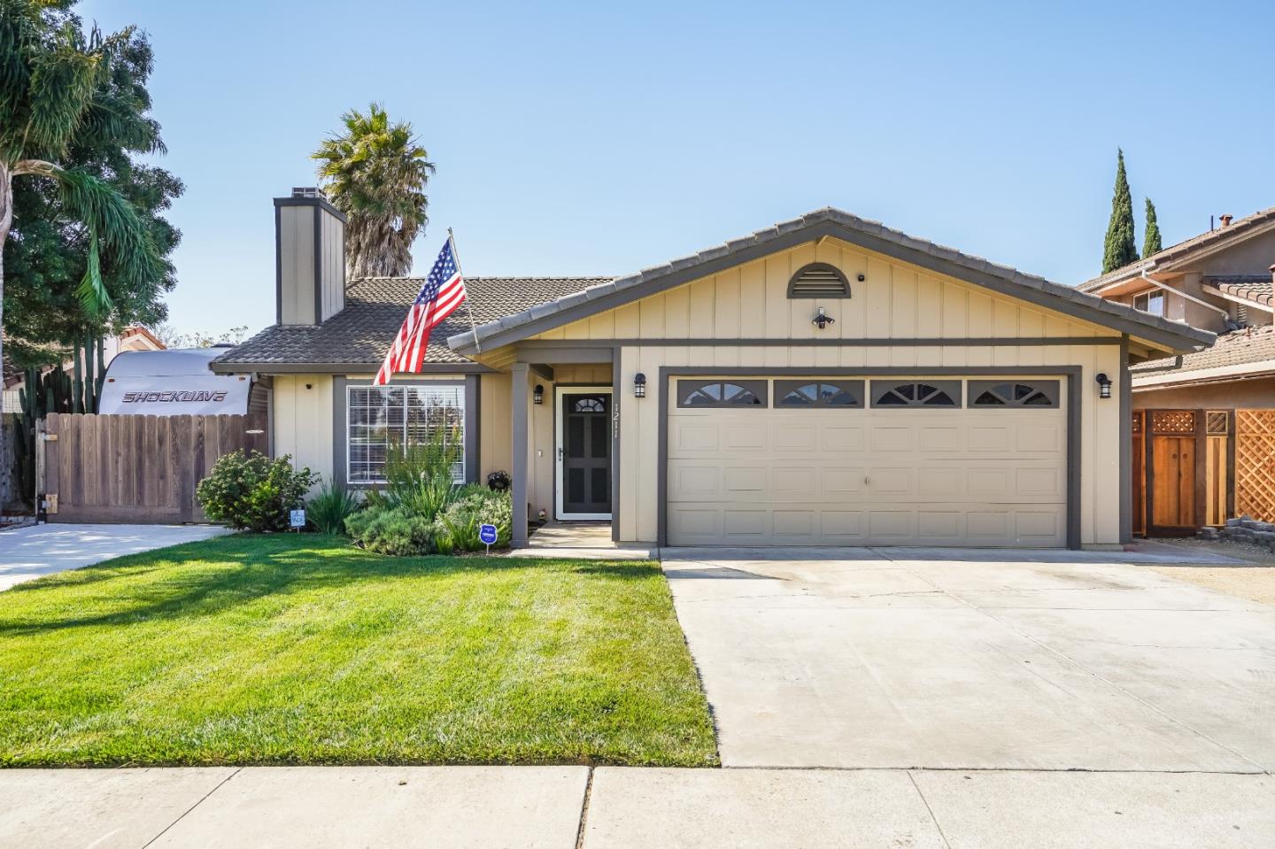 Detail Gallery Image 1 of 1 For 1211 Wilma Dr, Hollister,  CA 95023 - 3 Beds | 2 Baths