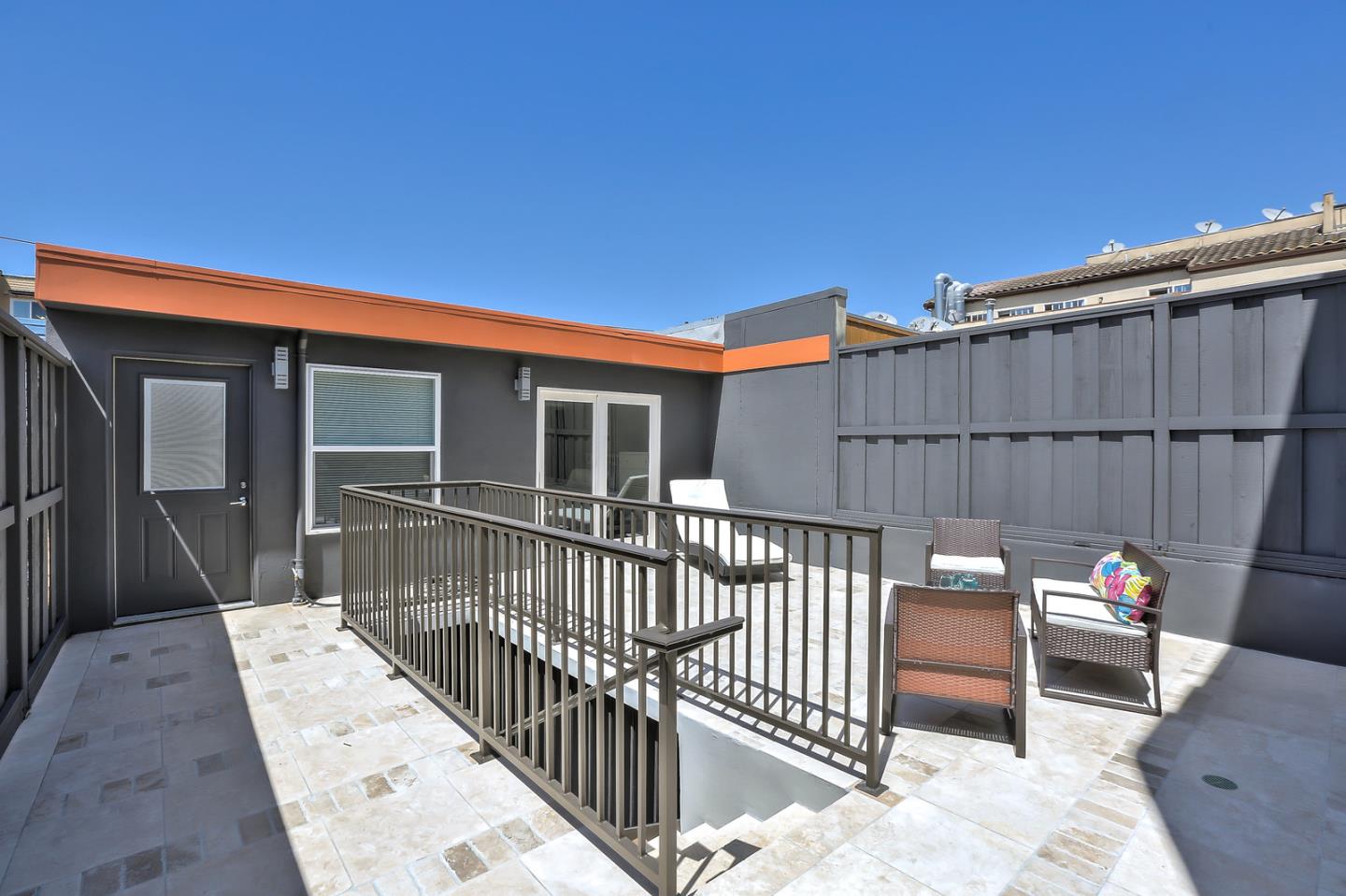 6819-6821 Mission Street, DALY CITY, California 94014, ,Comm Industrial For Sale,For Sale,Mission Street,40965450