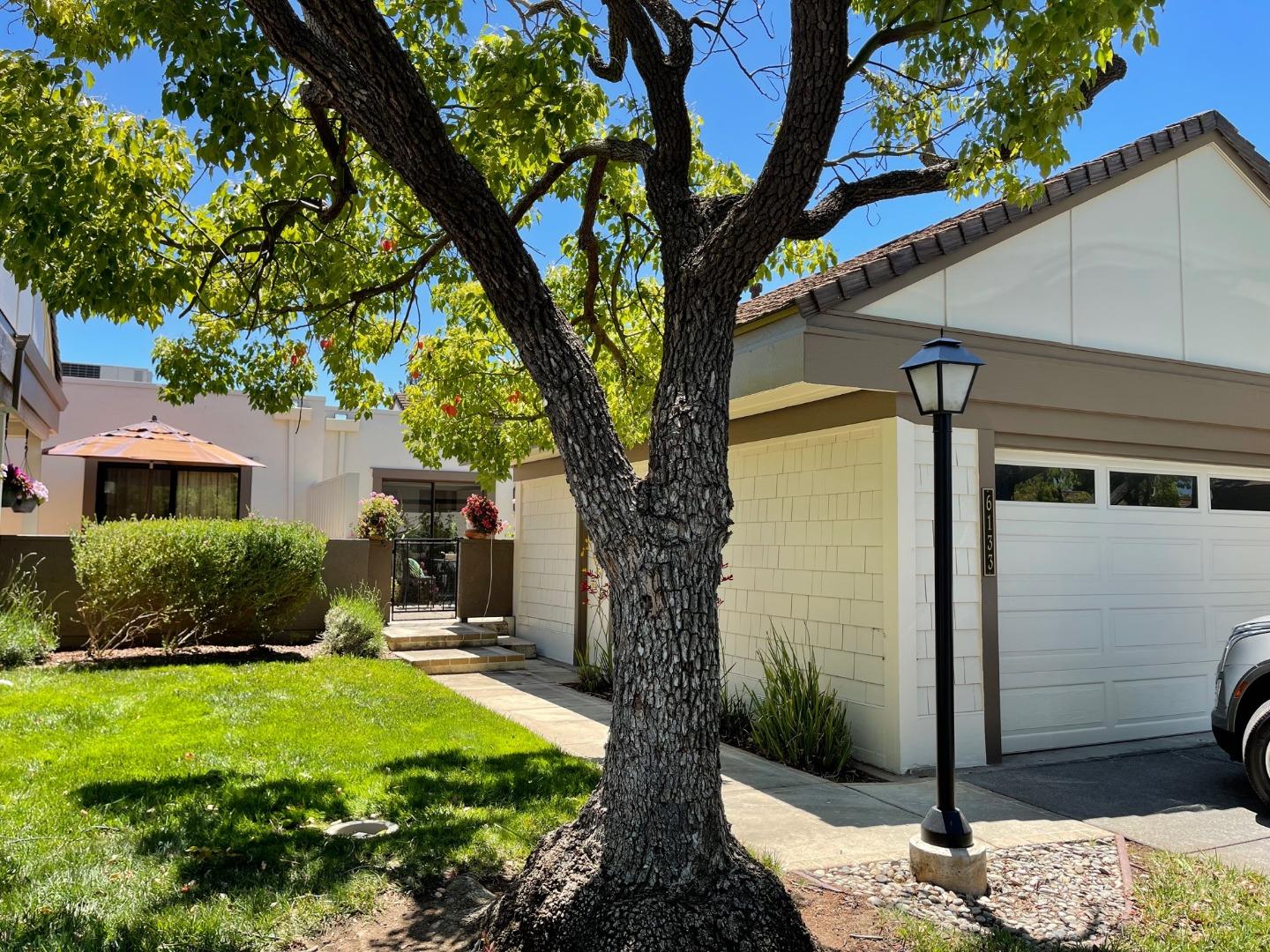 Detail Gallery Image 1 of 1 For 6133 Montgomery Ct, San Jose,  CA 95135 - 2 Beds | 1 Baths