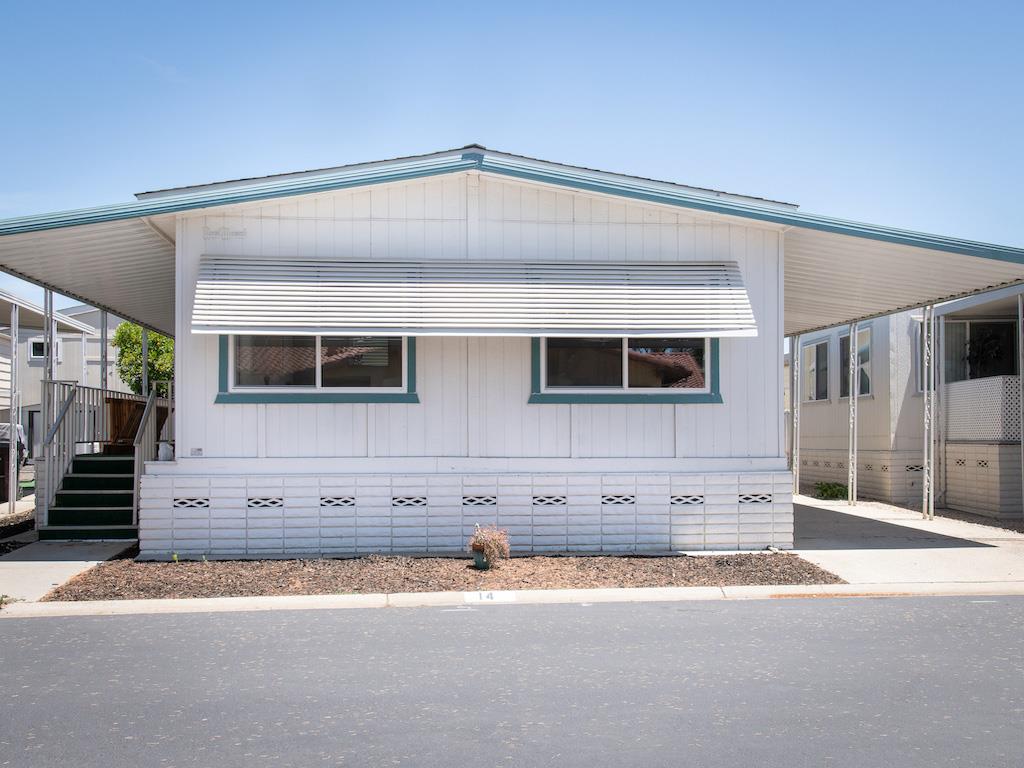 Detail Gallery Image 1 of 1 For 275 Burnett #14 Ave #14,  Morgan Hill,  CA 95037 - 2 Beds | 2 Baths