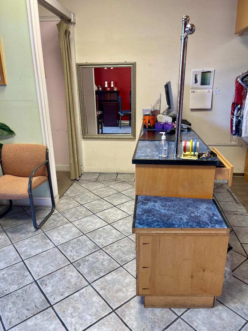 390 El Camino Real, BELMONT, California 94002, ,Comm Business Opportunity,For Sale,El Camino Real,40965466