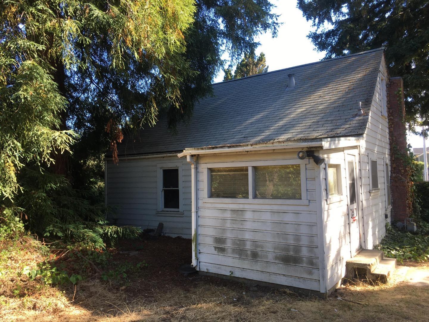841 Capitola Road, SANTA CRUZ, California 95062, ,Lots And Land,For Sale,Capitola Road,40965484