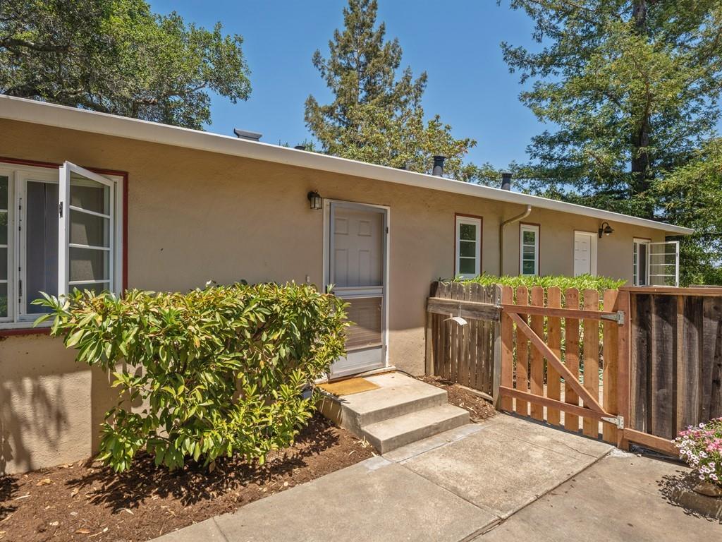 81 & 83 Fairview Plaza, LOS GATOS, California 95030, ,Comm Ri Multi-units 5+,For Sale,Fairview Plaza,ML81856787