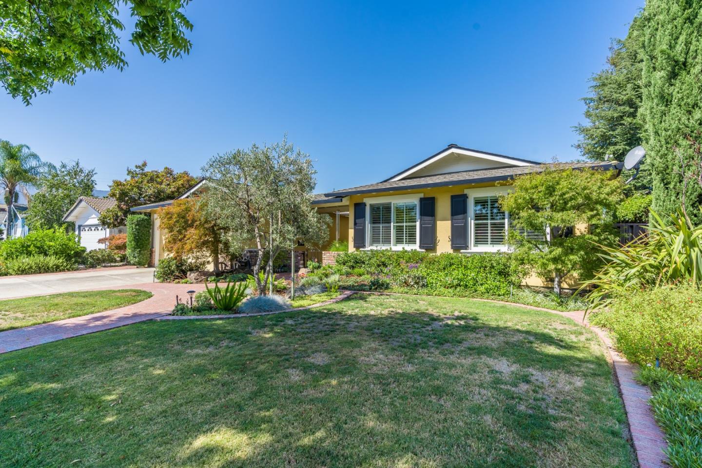 5335 Brenda Ave, San Jose, CA 95124 5 Beds 2/1 Baths (Sold
