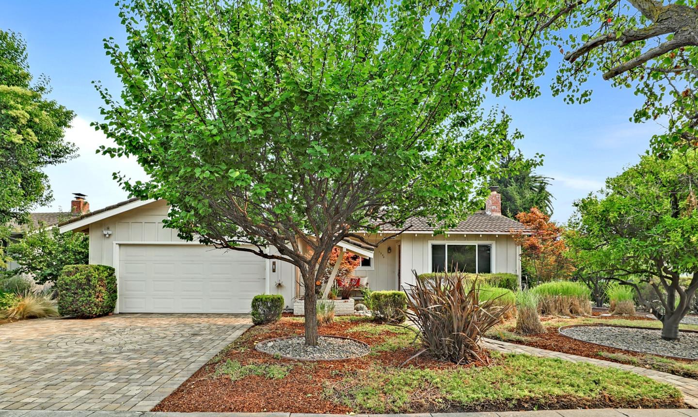 Detail Gallery Image 1 of 1 For 1392 Carlsen Way, San Jose,  CA 95118 - 3 Beds | 2 Baths
