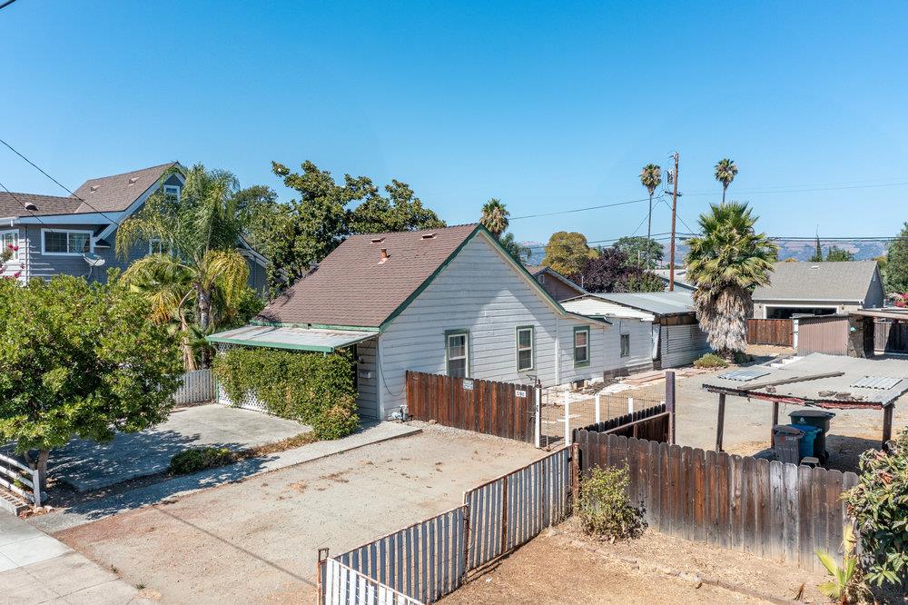 7248 Church St, Gilroy, CA 95020 2 Beds 1 Baths (PendingDoNotShow) ML81857154 MLSL