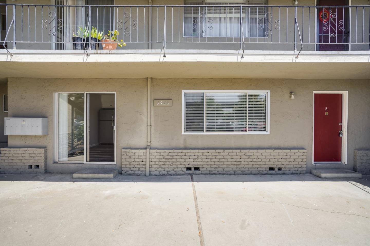 3955 Rhoda Drive, SAN JOSE, California 95117, ,Comm Ri Multi-units 5+,For Sale,Rhoda Drive,ML81857162