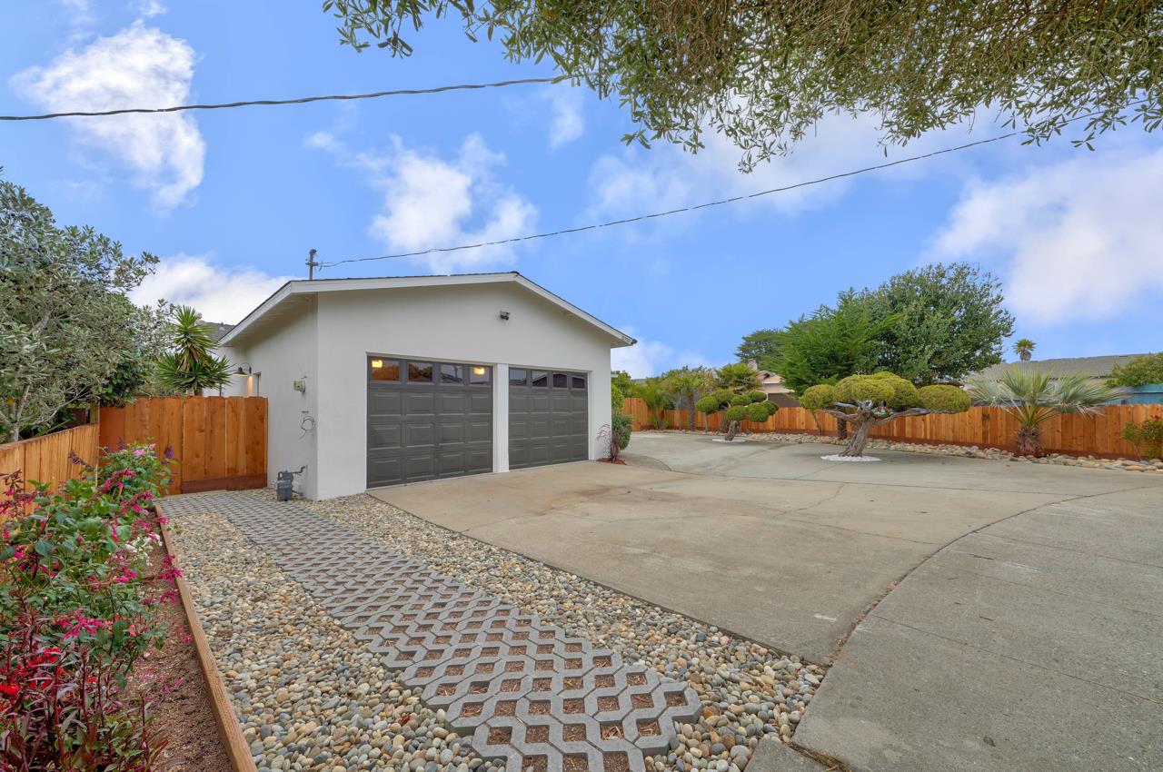 3059 Mildred Ct, Marina, CA 93933 3 Beds 2 Baths (PendingDoNotShow