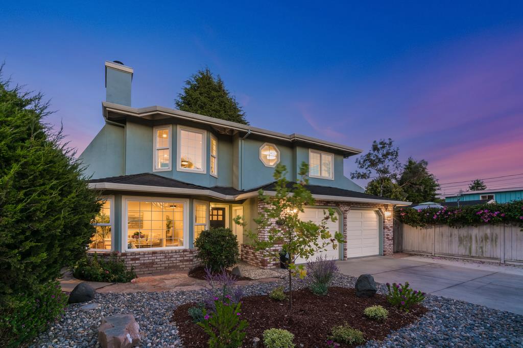 Detail Gallery Image 1 of 1 For 119 Seacliff Dr, Aptos,  CA 95003 - 4 Beds | 3/1 Baths