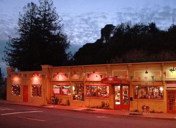 2015 2015 Pacific, SANTA CRUZ, California 95060, ,Comm Industrial For Sale,For Sale,2015 Pacific,40965568
