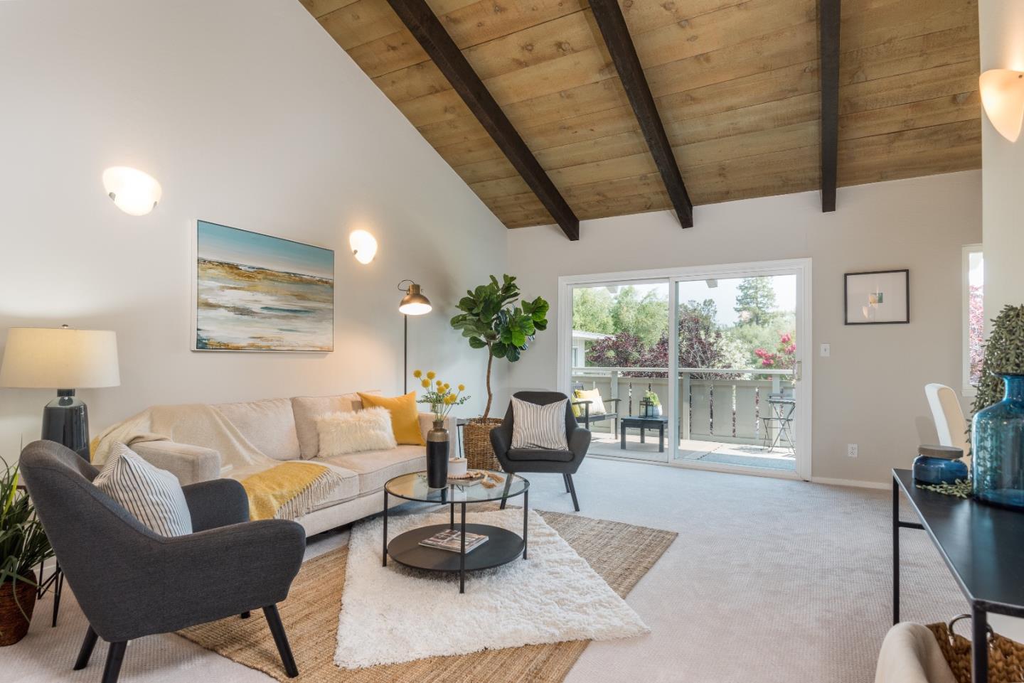 Detail Gallery Image 1 of 1 For 255 S Rengstorff Ave #18,  Mountain View,  CA 94040 - 2 Beds | 1 Baths