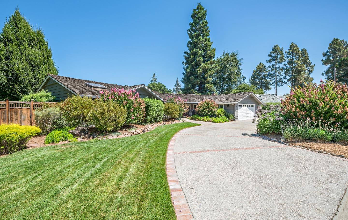 115 Mount Hamilton Ave, Los Altos, CA 94022 3 Beds 2/1 Baths (Sold